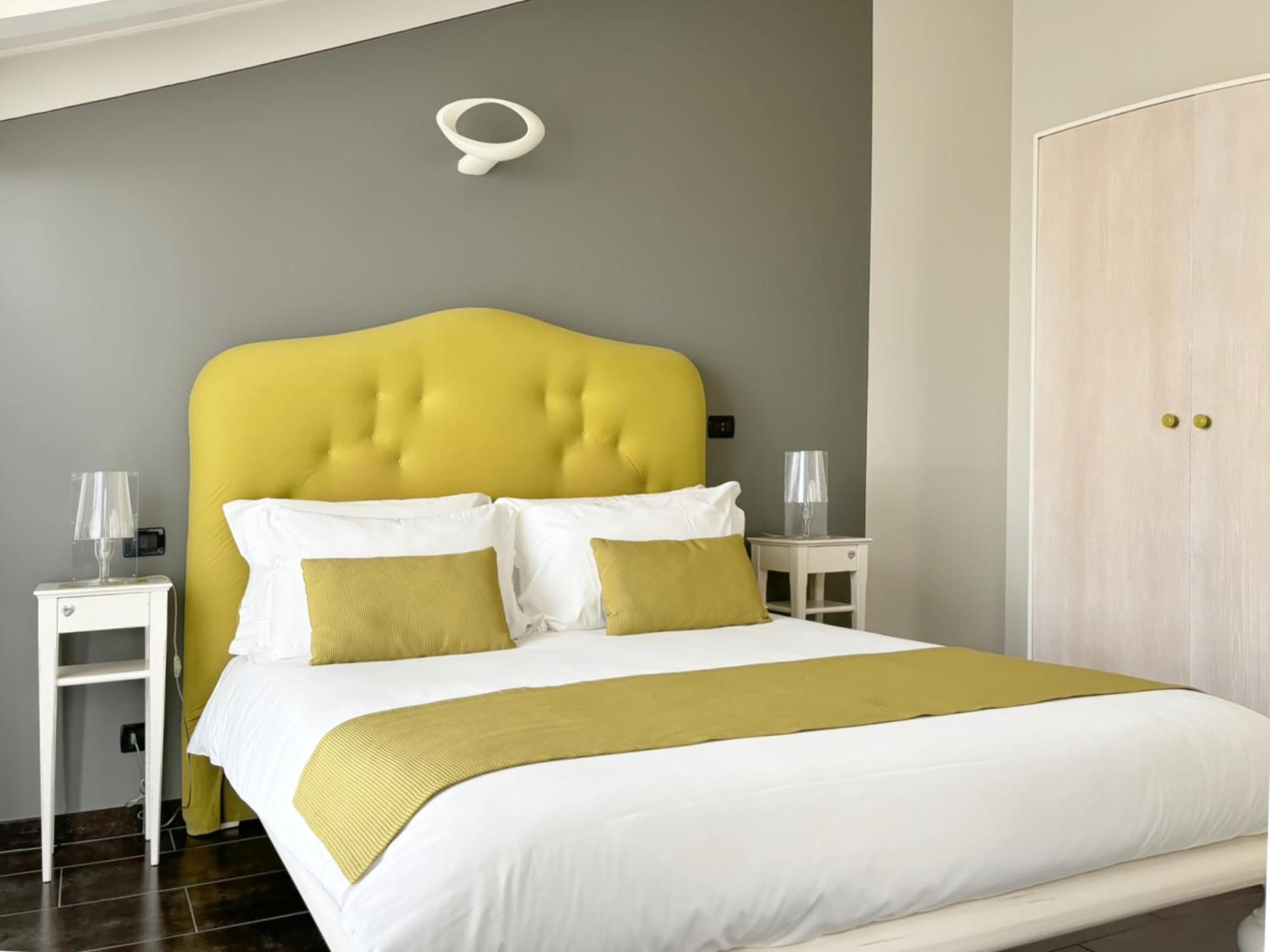 Pepe'S Home B&B Nichelino Bagian luar foto