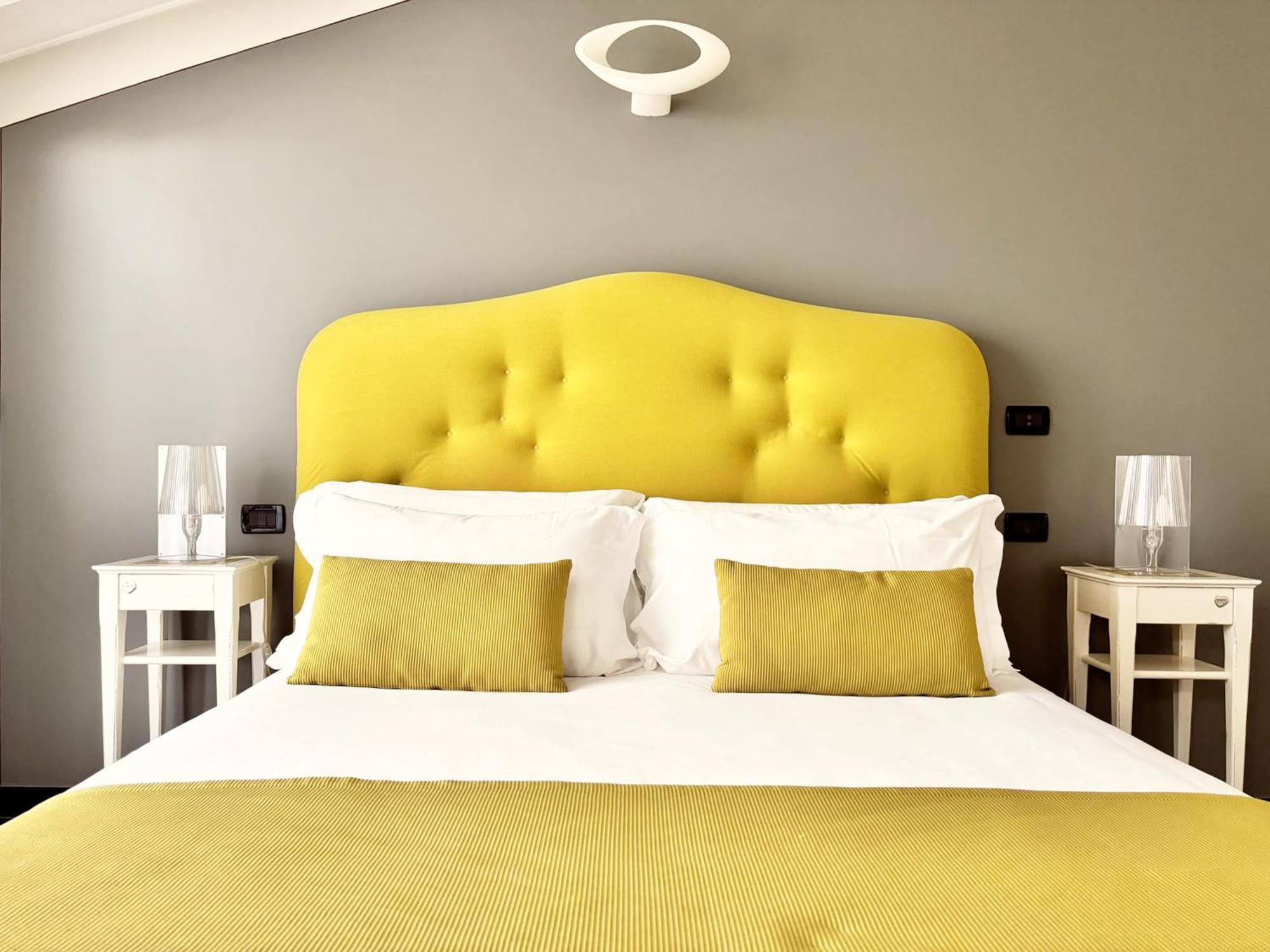 Pepe'S Home B&B Nichelino Bagian luar foto