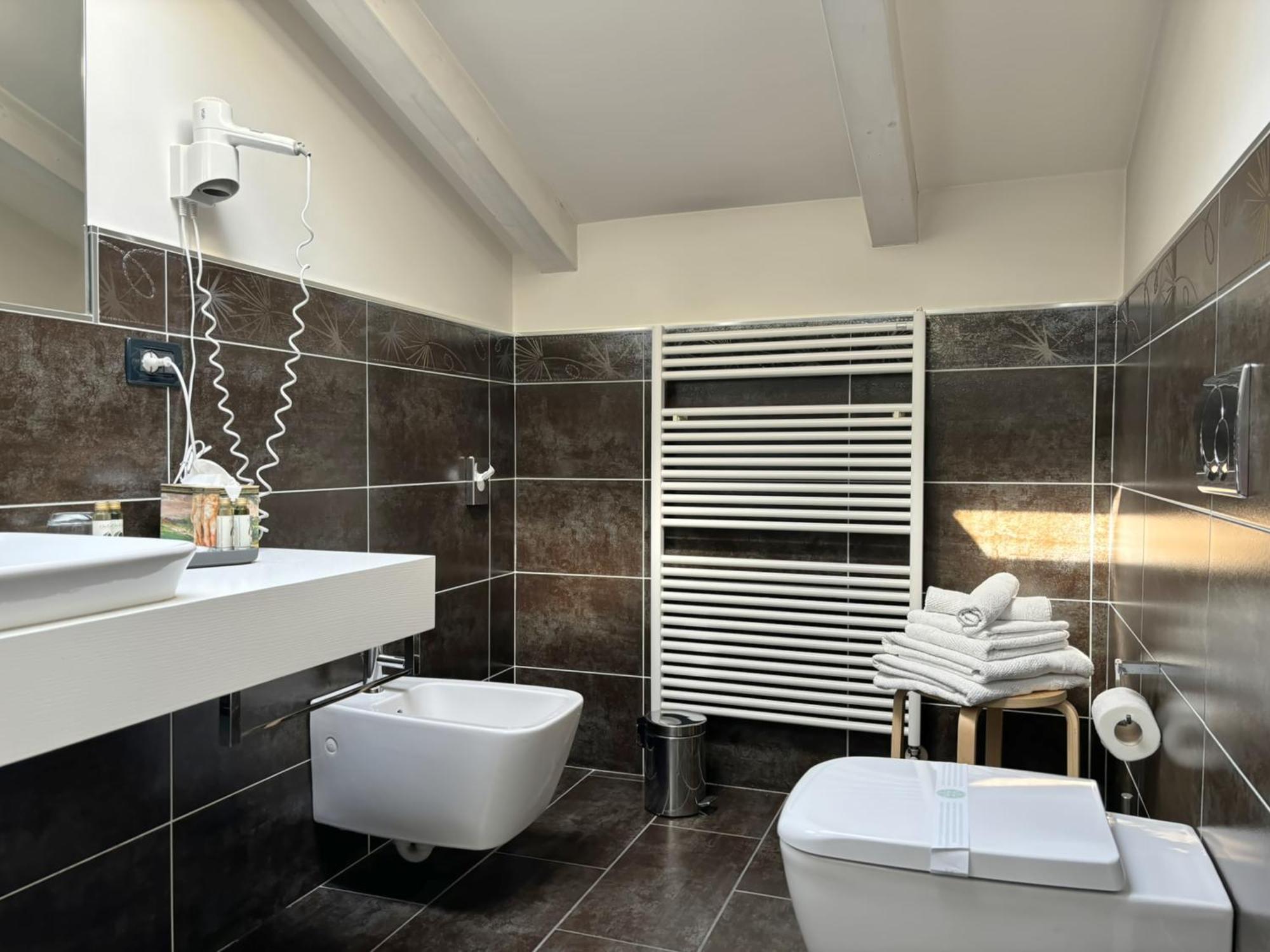 Pepe'S Home B&B Nichelino Bagian luar foto