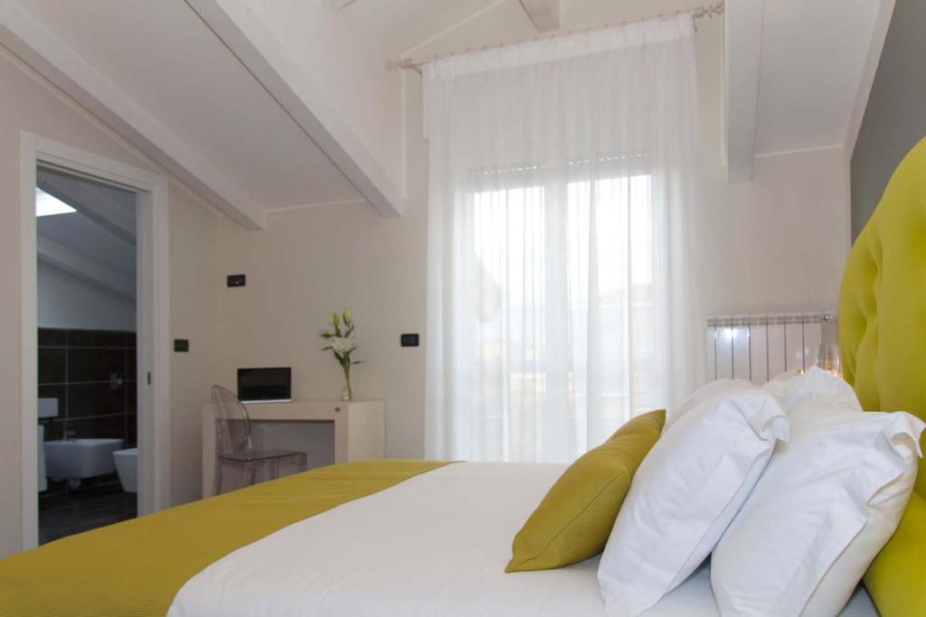 Pepe'S Home B&B Nichelino Bagian luar foto