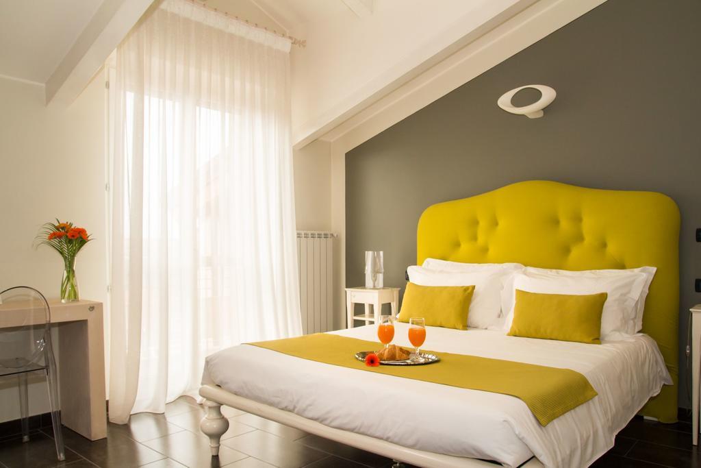 Pepe'S Home B&B Nichelino Bagian luar foto